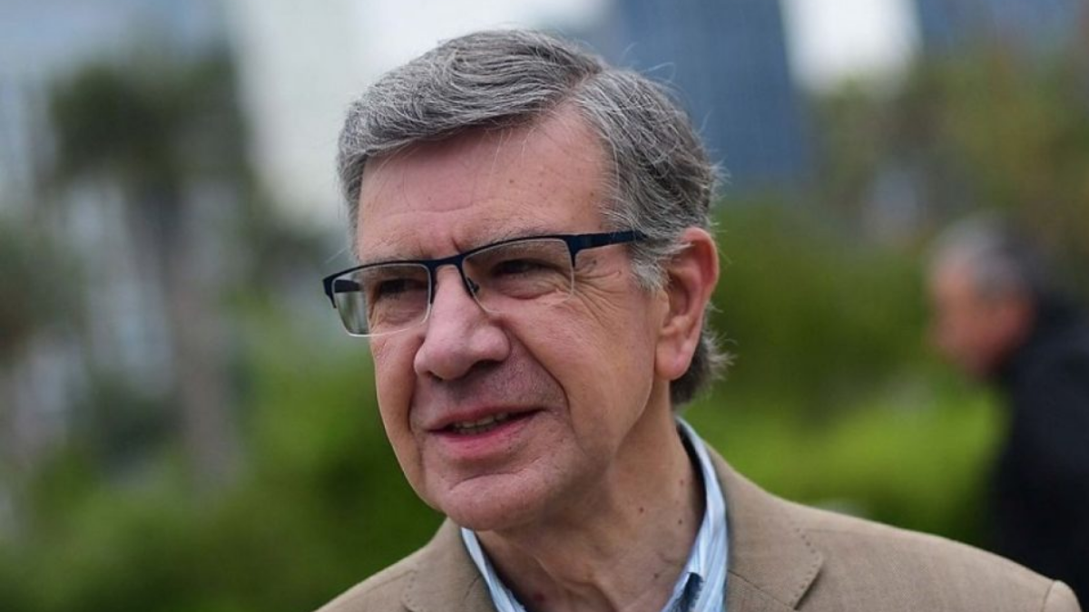 Joaquín Lavín anuncia su candidatura presidencial