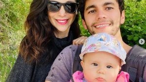 Yamna Lobos Y Su Familia