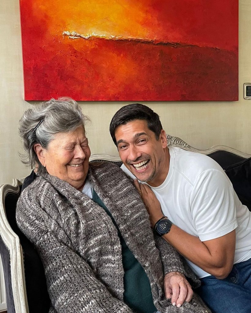 Rafael Araneda y su madre
