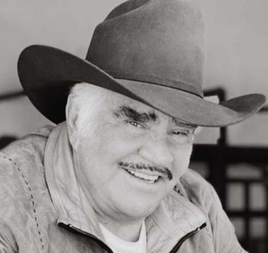 Vicente Fernández Murió