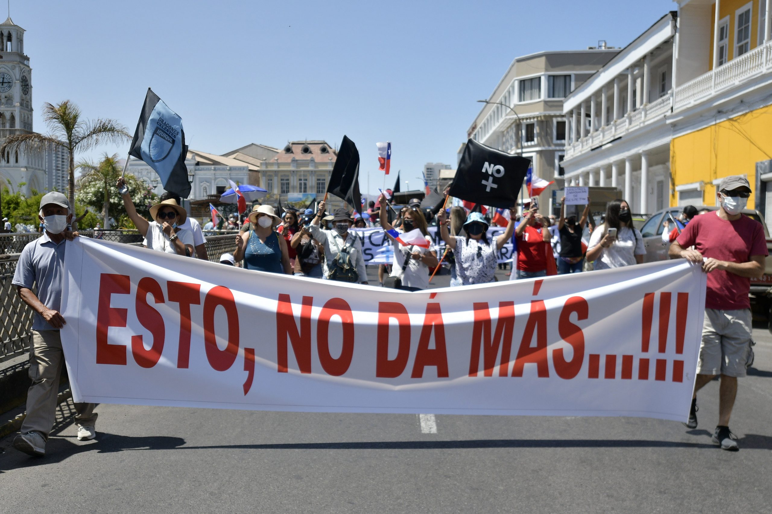 Iquique: Marcha De Personas Contra La Delincuencia E Inmigrantes