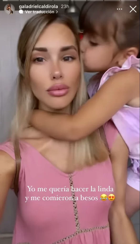 Gala Caldirola y su hija Luz Elif