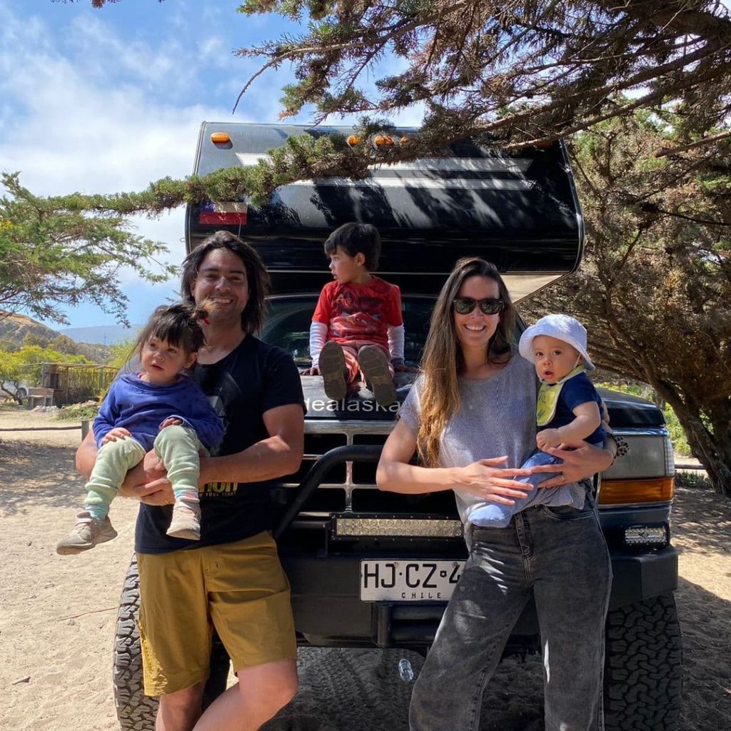 Cristian Riquelme Y Su Familia