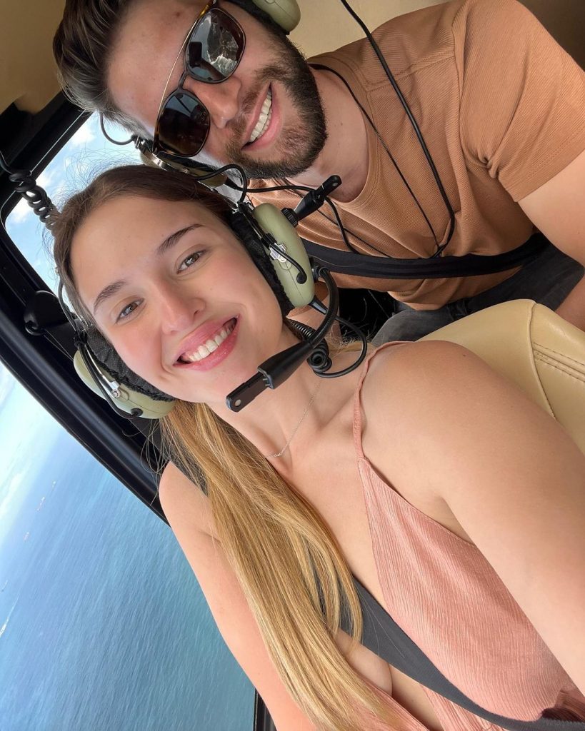 Belén Soto Y Pareja