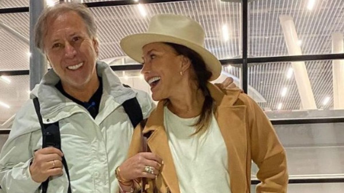 Carolina Arregui Y Su Esposo Vacaciones