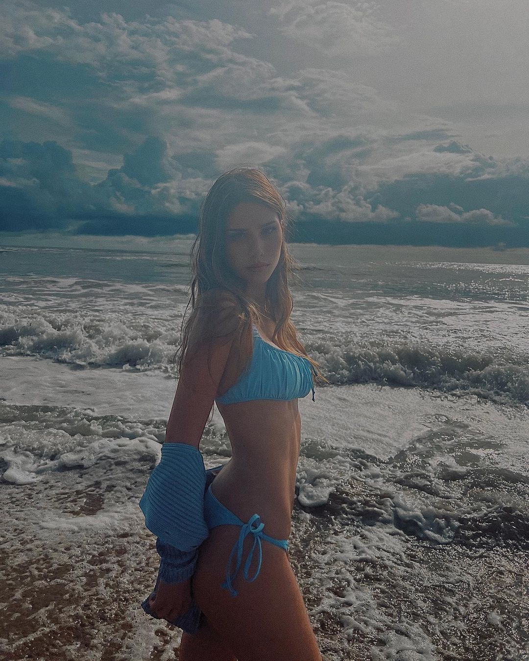 Constanza Ríos fotos en bikini 