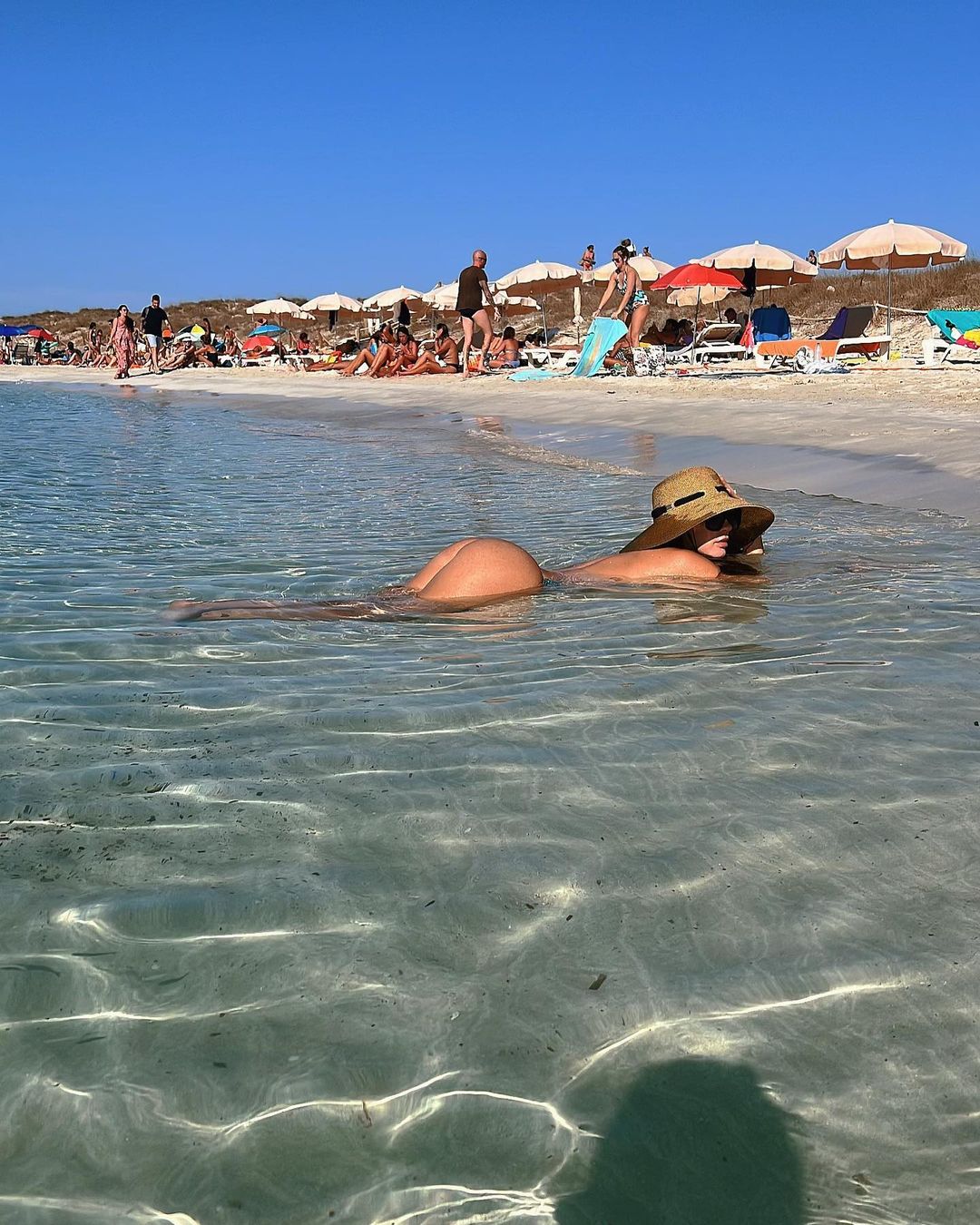 Fran Undurraga playa nudista en España