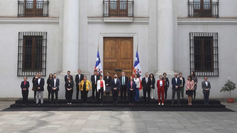 Gobierno Cambio De Gabinete Izkia Siches (1)