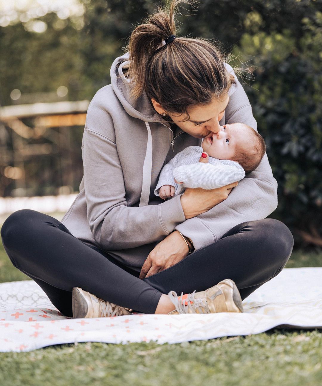 María Luisa Godoy y sus hijos 