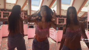 Denise Rosenthal Compartió Sensual Video Pero A Sus Seguidores Les Llamó La Atención Un Particular Rincón De Su Casa