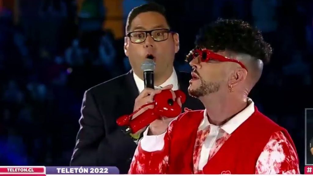 Stefan Kramer Y Su Aplaudida Imitación De Bad Bunny (2)