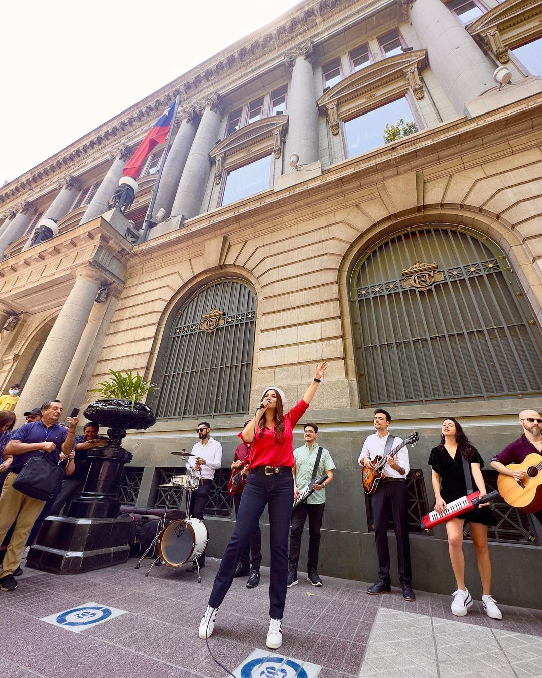 Myriam Hernández Increíble Presentación En Paseo Ahumada (4)