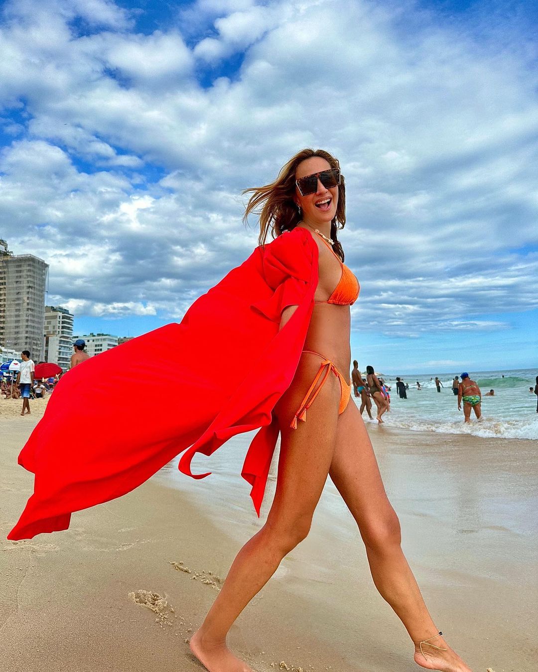 Angélica Castro Fotos En Bikini (1)