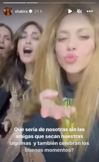 Shakira Y Sus Amigas