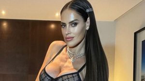 Adriana Barrientos Foto Ajustado Bikini (2)