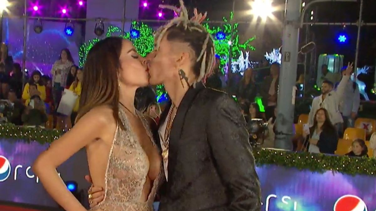 Ignacia Michelson Y Marcianeke En La Gala De Viña 2023 (1)