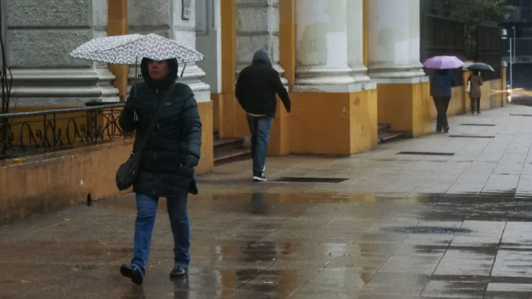 Lluvia En Santiago