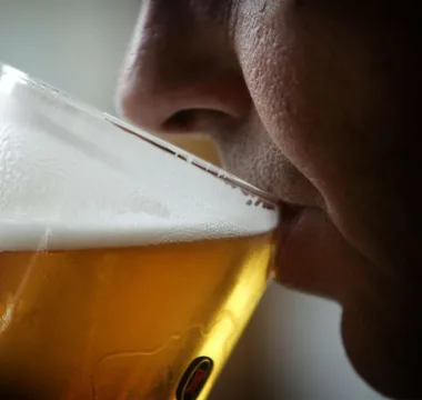 Cerveza Alcohol Alzheimer