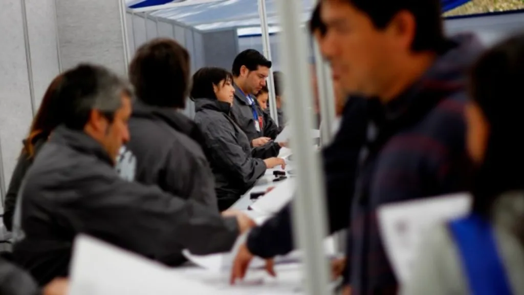 ¡Ofertas De Trabajo! Mineduc Ofrece Hasta $4 Millones De Sueldo Cómo Postular Y Vacantes Disponibles (1)