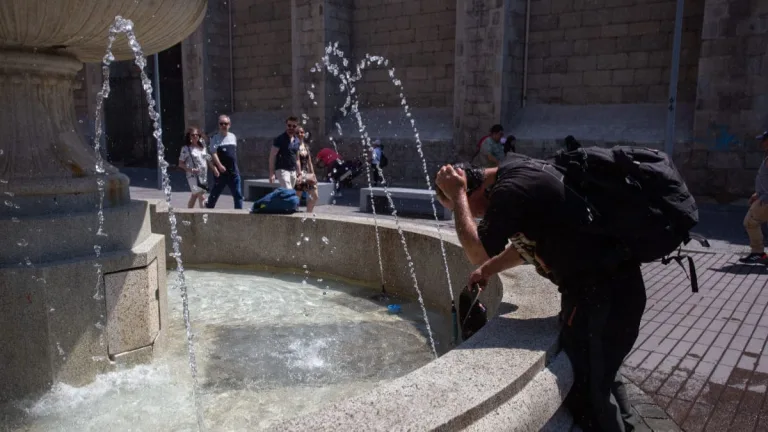 Altas Temperaturas En Santiago