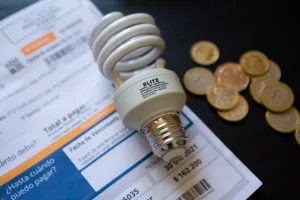 Tercer convocatoria para postular al Subsidio Eléctrico 2025. Foto referencial.