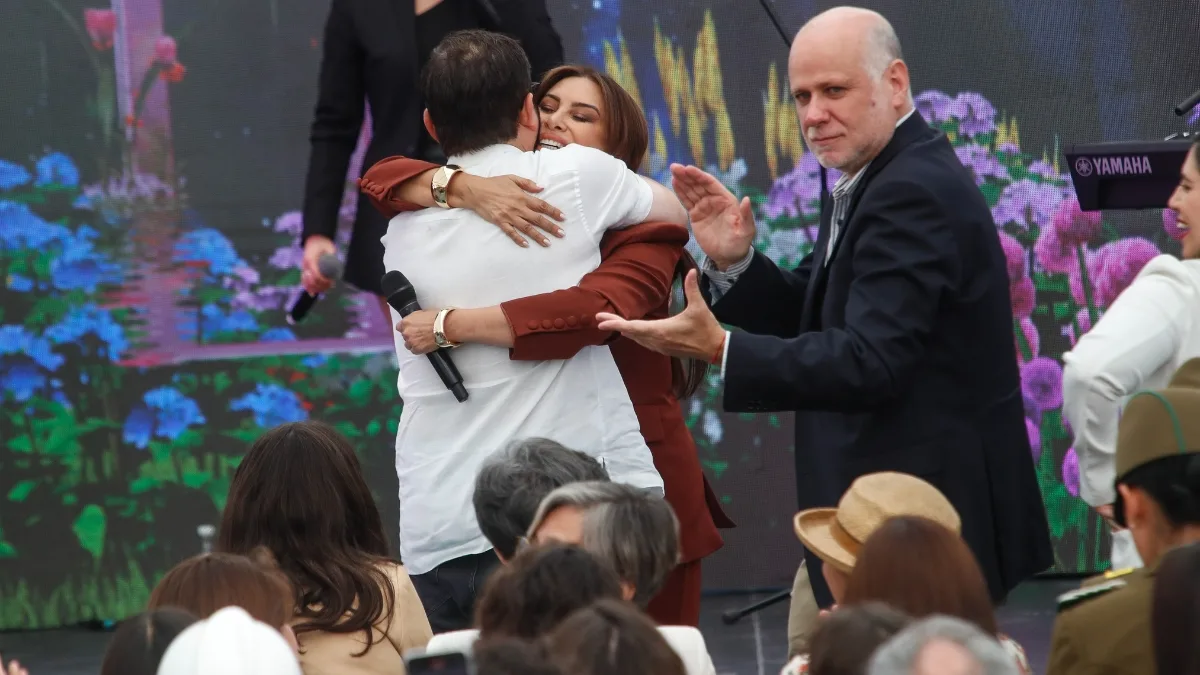 Ahora Puedo Hacerlo, Estoy Libre” Myriam Hernández Dedica Canción A Presidente Gabriel Boric En Acto De Conmemoración Del 8M (1)