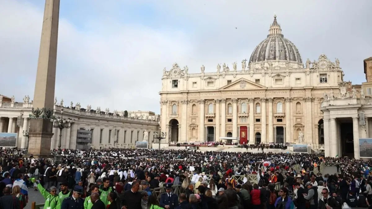 Funeral Del Papa Francisco Congregó A Más De 400.000 Personas