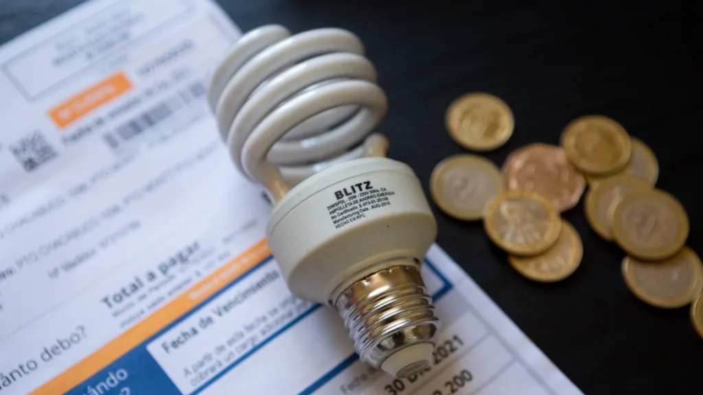 Nueva Alza Cuentas De Luz Subirán 7% Durante El Segundo Semestre