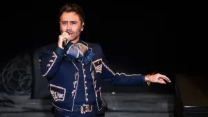Alejandro Fernandez (1)