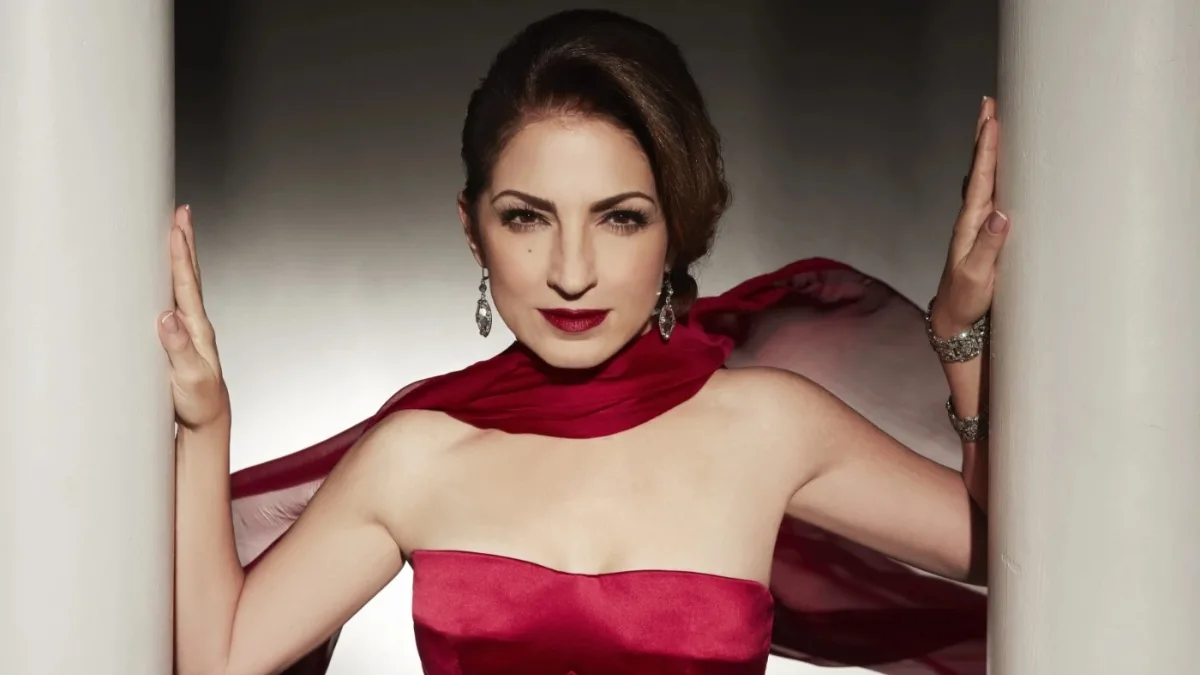 ¡Atención! Este Domingo Se Estrena La Esperada Entrevista De Pablo Aguilera Con La Gran Gloria Estefan (2)
