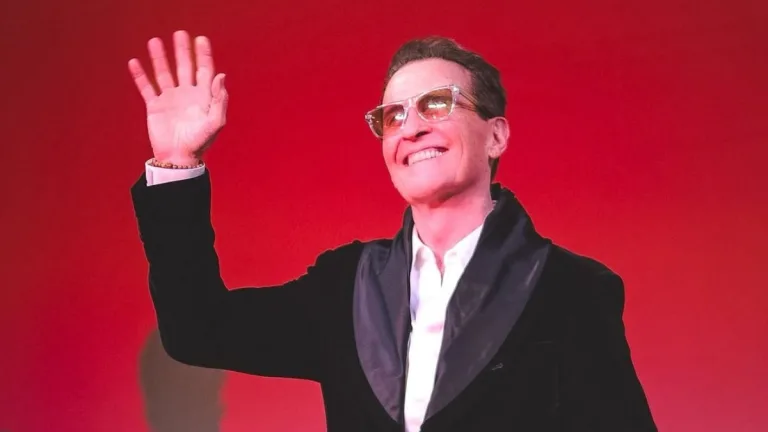 Emmanuel Celebra 50 Años De Carrera Con Emotivo Homenaje En El GIFF 2025 (1)