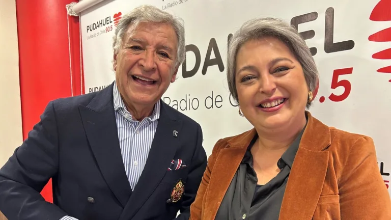 La Candidata Presidencial Jeannette Jara Visitó “La Mañana De Pablo Aguilera” De Radio Pudahuel (2)