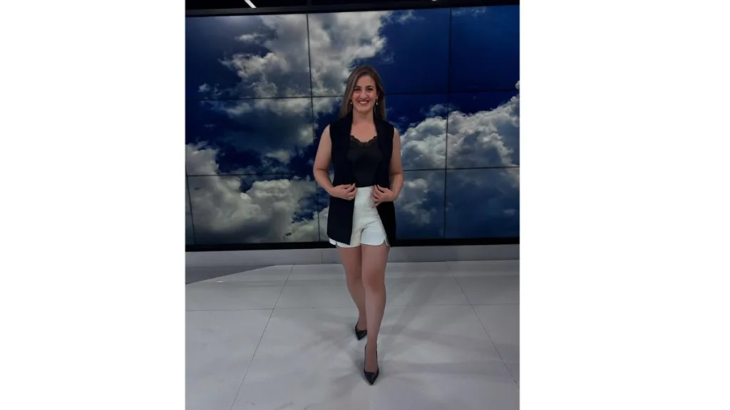 Laura Batista, meteoróloga de Mega