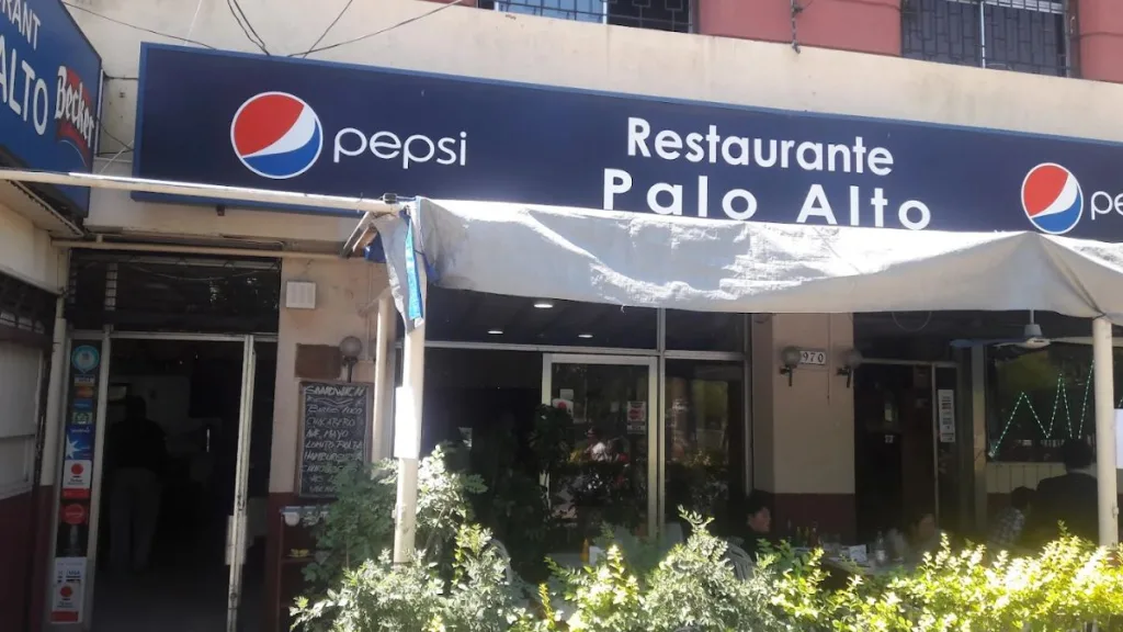 Restaurante Palo Alto cierra en Providencia