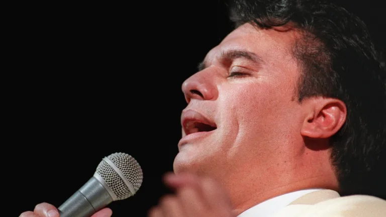 Juan Gabriel (1)
