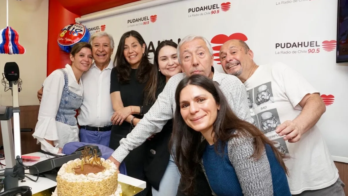 Hoy Celebramos A La Voz De Las Mañanas De Chile ¡Feliz Cumpleaños, Pablito Aguilera! (1)