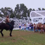 Mundos Opuestos