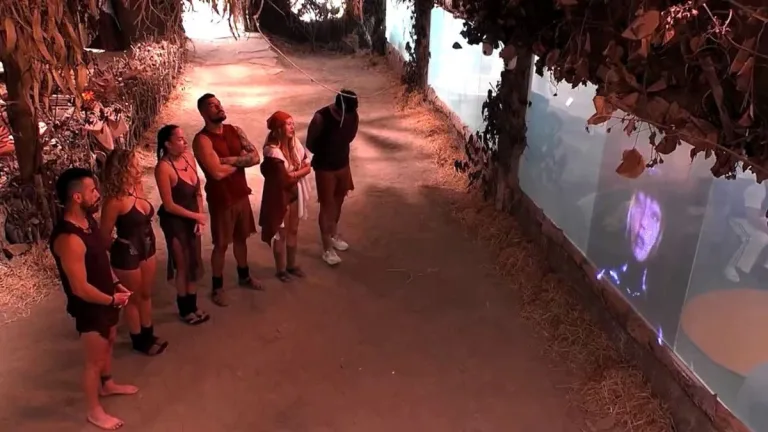 Mundos Opuestos
