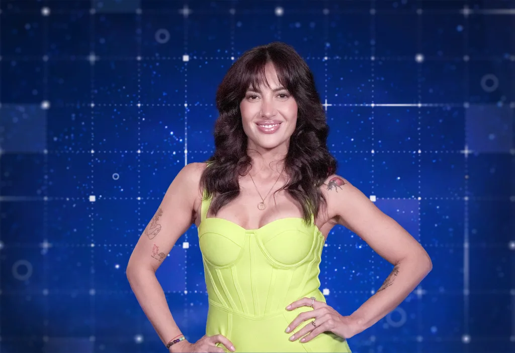 Karen Paola Mundos Opuestos