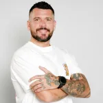Juan Pedro Verdier Mundos Opuestos