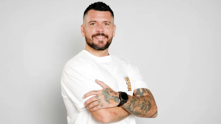 Juan Pedro Verdier Mundos Opuestos