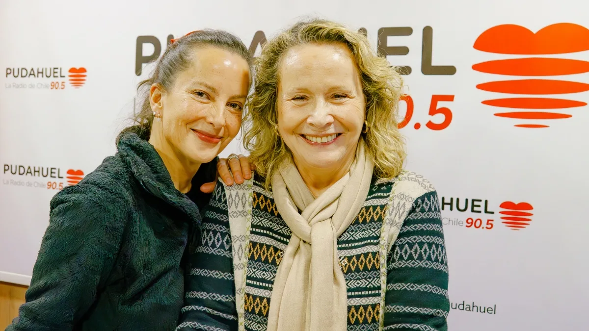 Nuestra Querida Locutora Hoy Cumple Años ¡Felicidades, Eli De Caso! (2)