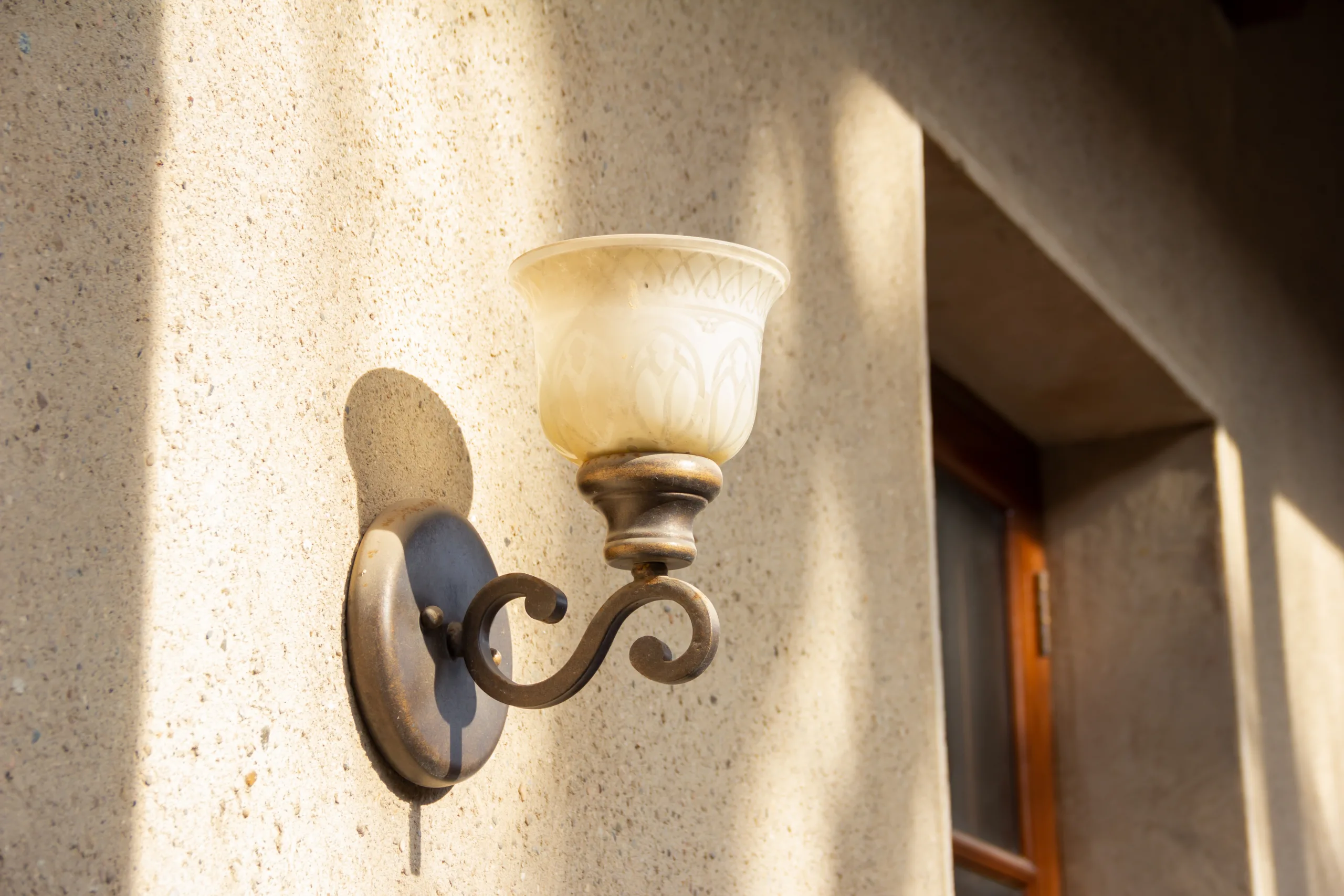 Beautiful Outdoor Wall Lamp
