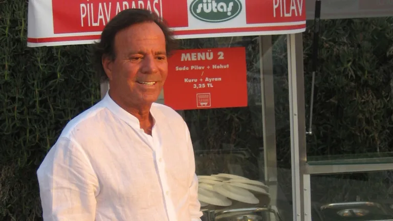 Julio Iglesias (1)