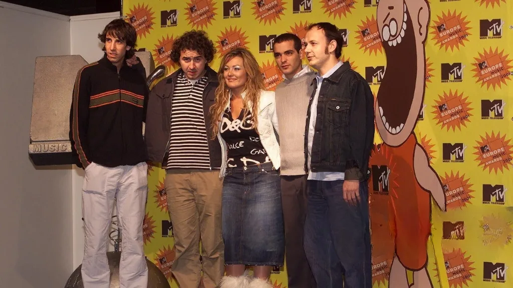 A Más De 20 Años De Su Estreno, “Rosas” De La Oreja De Van Gogh Supera Los Mil Millones De Reproducciones