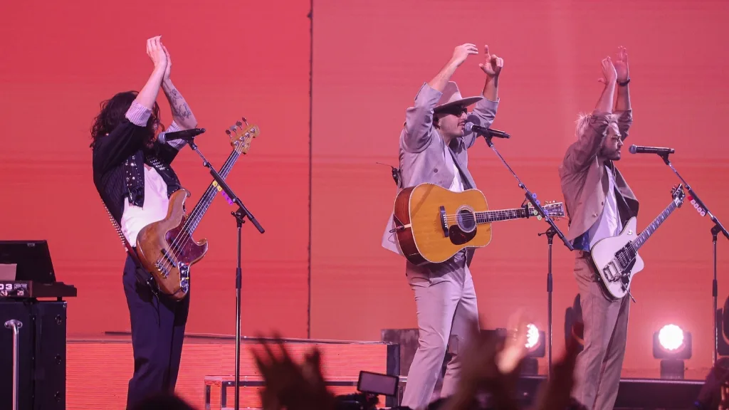 Morat En Chile Por Éxito De Ventas La Banda Suma Cuarta Fecha En El Movistar Arena