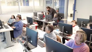 Adultos mayores educación superior