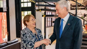 Kast Bachelet