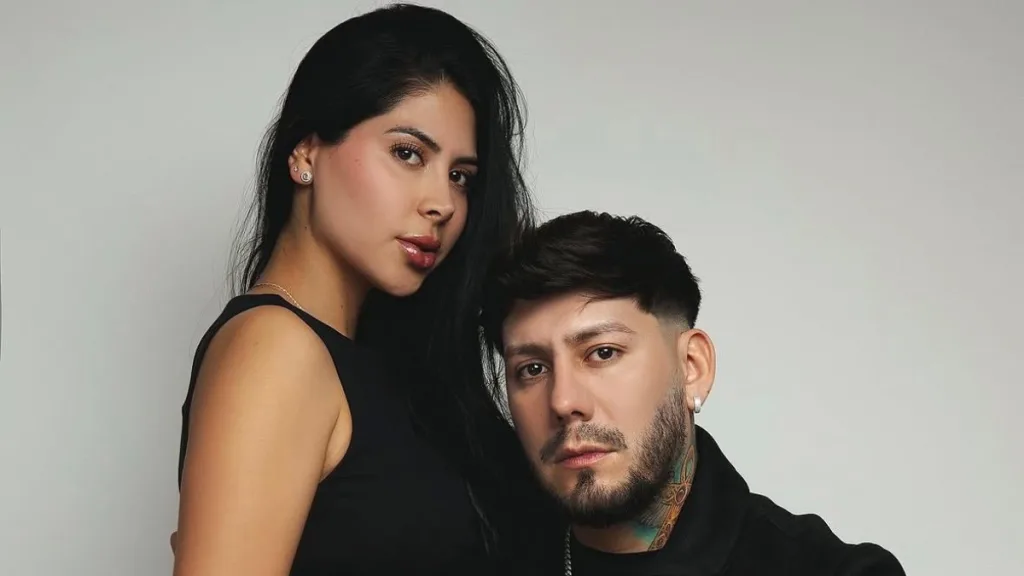 Dash Y Su Pareja Javiera