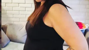 Periodista De TVN Nathalie Catalán Y Su Bebé